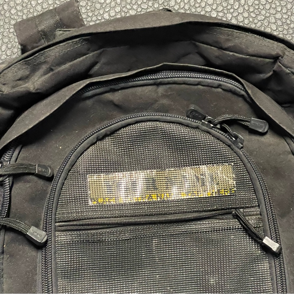 Black Durable Backpack With Adjustable Straps - image 3